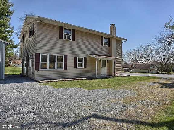 2nd image of 2445 Union Canal Dr