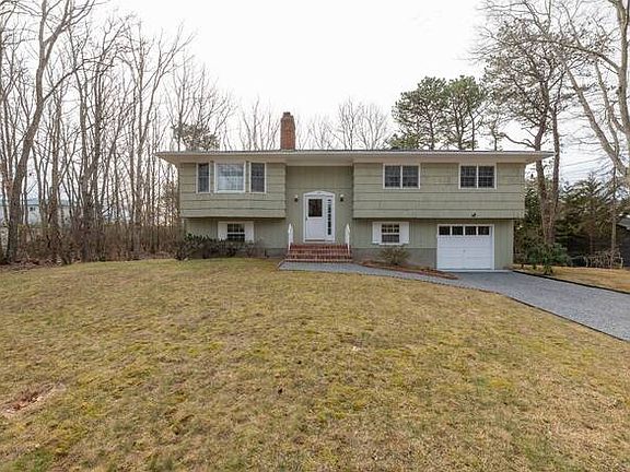 4th image of 28 Sylvan Ln