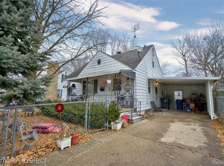 945 Salisbury Ave, Flint, MI 48532