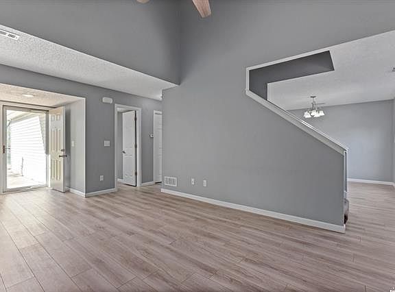 3rd image of 3504 W 24th St