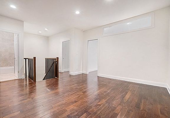 2nd image of 185 E 3rd St #1D2