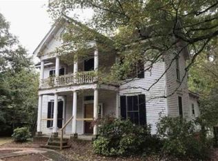 403 Windsor Ave, Lawrenceville, VA 23868
