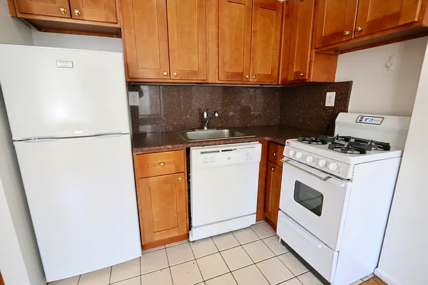 Rented by JM Preston Properties LLC | media 18