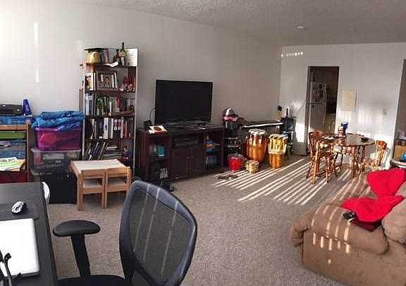 2nd image of 2751 Taft St APT 301