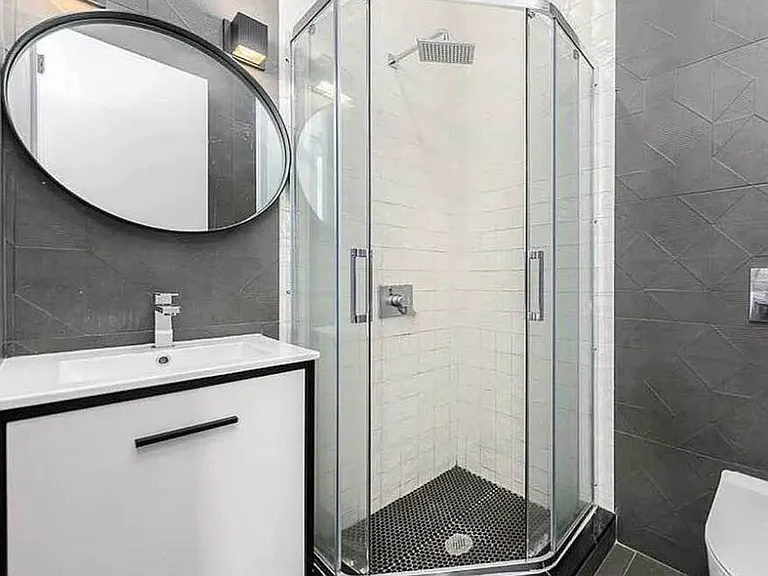 877 Park Ave #4B — Photo 4