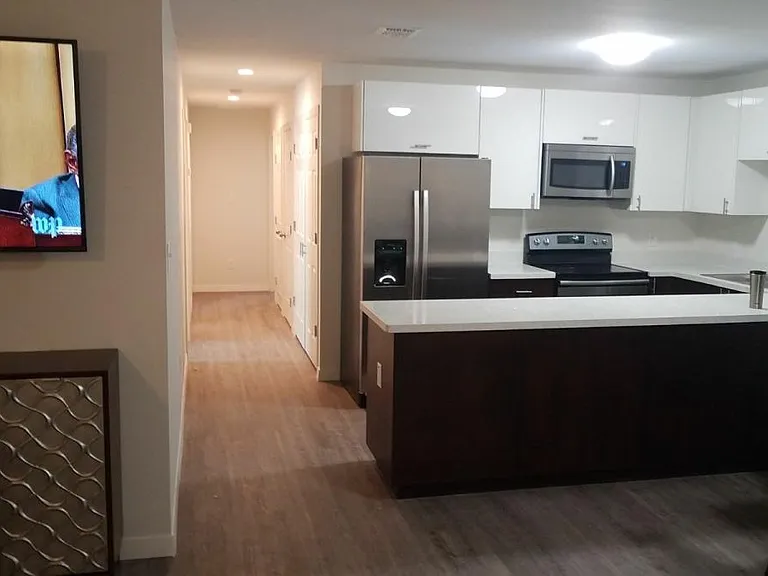200 S Alex Ave #A6 — Photo 15