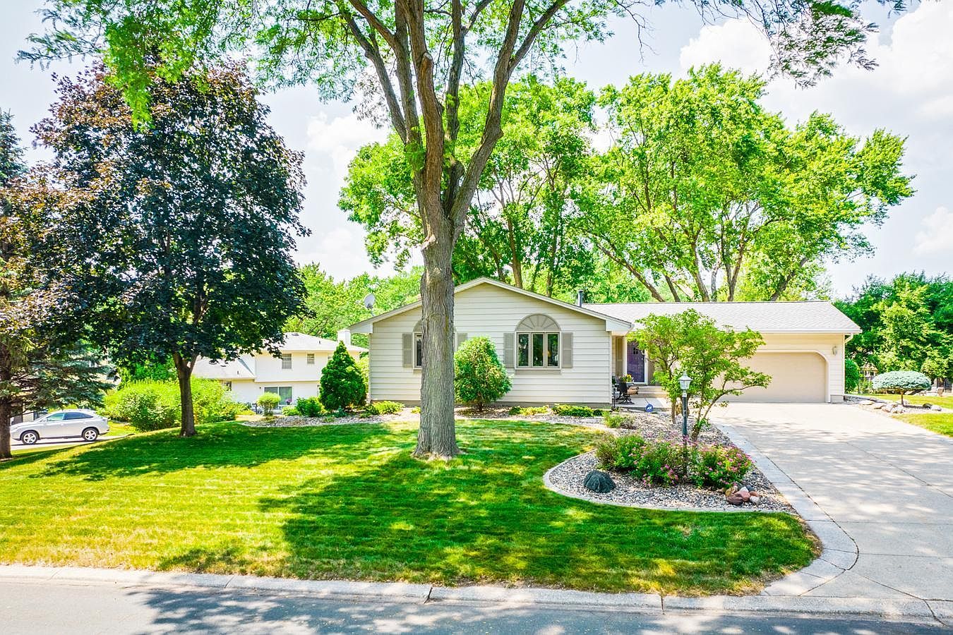 9936 Kell Ave S, Bloomington, MN 55437 Zillow