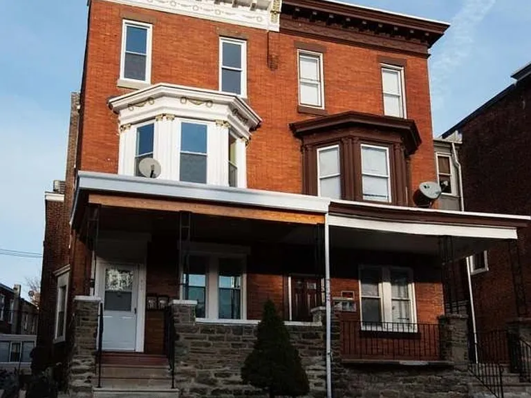 4607 Wayne Ave #2 — Photo 2