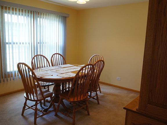 4th image of 183 Kingston Ln