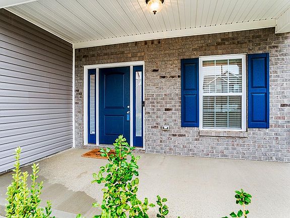 4th image of 592 Estrella Dr