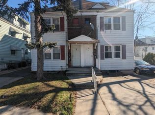8 Kelly Pkwy, Bayonne, NJ 07002