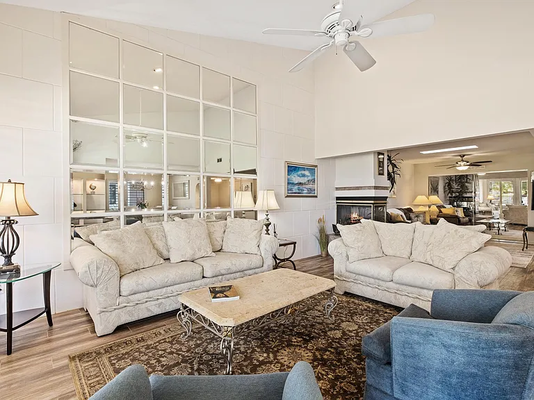 171 Torremolinos Dr — Photo 15