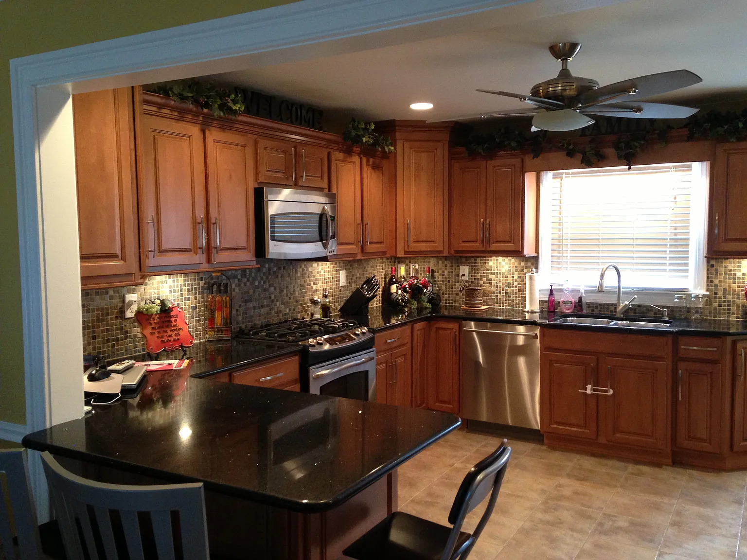 24 Maurice Ave photo 1
