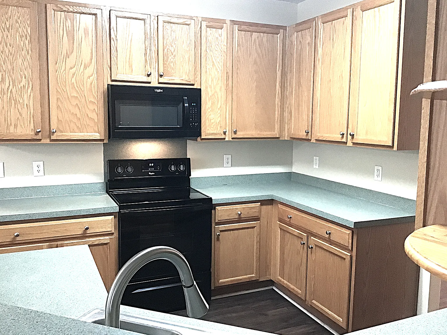 4 bed, 3.0 bath, 2630 sqft, $2,680 — Photo 4