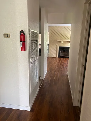 612 Park Pl Photo 1