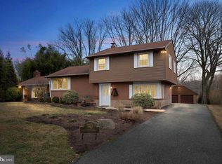519 Brentwood Dr, Wilmington, DE 19803