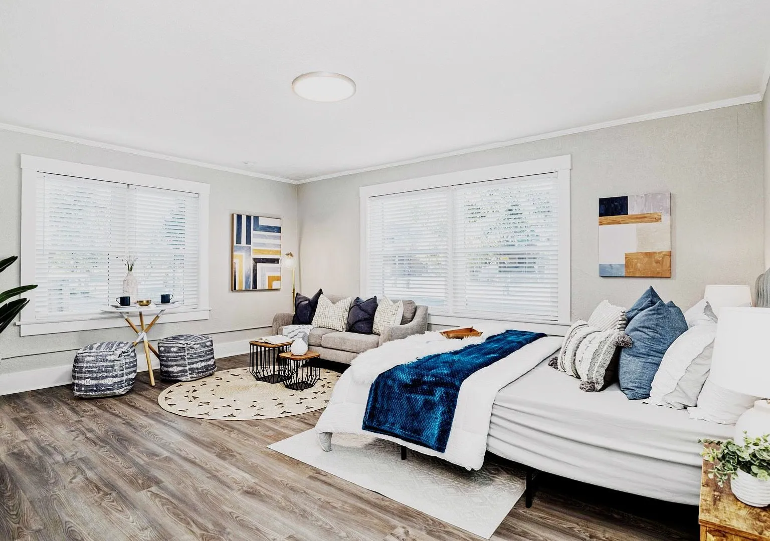 Nicely Renovated Studio Near Little Raven! — Photo 4