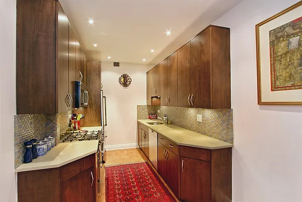 Rented by Corcoran | media 25