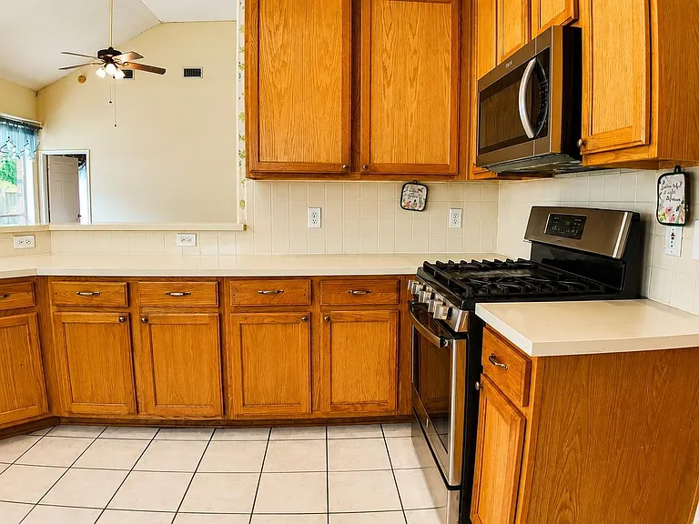 1523 Park Harbor Estates Dr — Photo 11