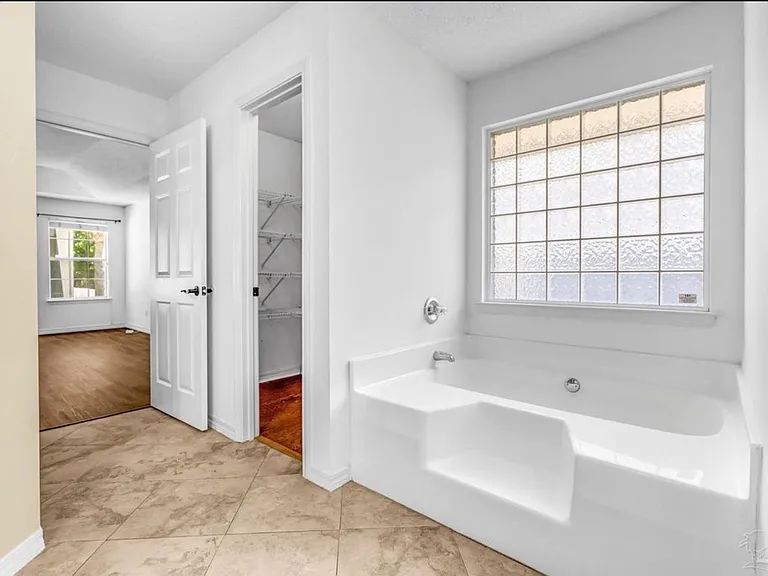 1764 Condor Dr — Photo 16