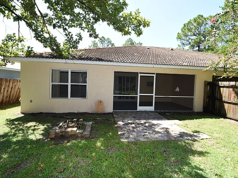 33 Lloyd Trl #B — Photo 22