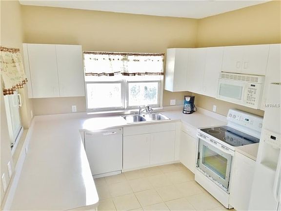 4th image of 3927 Cape Haze Dr Building 2