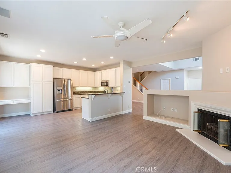 7676 Park Bay Dr — Photo 6