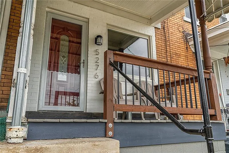 5276 Holmes St photo 1