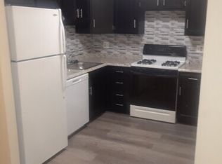 9449 Fairgreen Ln APT A, Philadelphia, PA 19114
