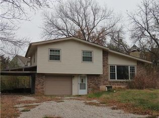 1735 N 74th St, Kansas City, KS 66112