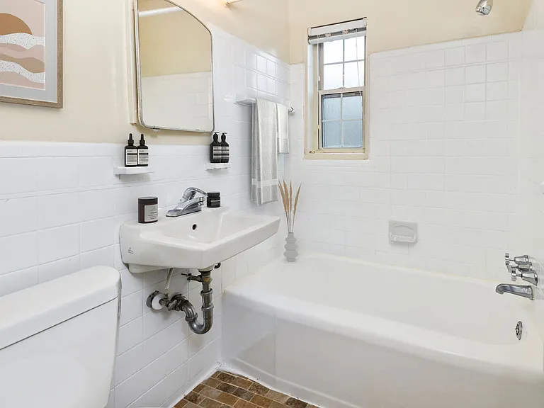 Fort Strong Properties — Photo 8