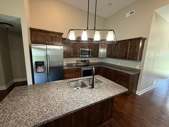 4th image of 1229 Cypress Ct