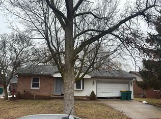 18437 Winwood Ave, Brownstown, MI 48193