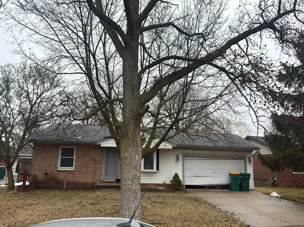 18437 Winwood Ave, Brownstown, MI 48193