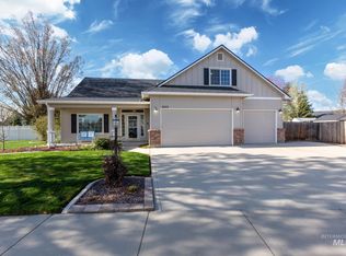 2853 N High Desert Way, Meridian, ID 83646