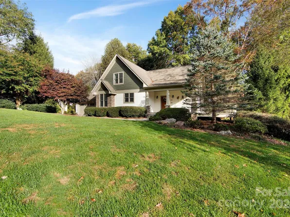 106 Deer Glade Ln, Waynesville, NC 28786