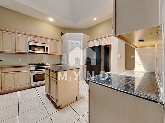 5th image of 1506 Almond Brook Ln