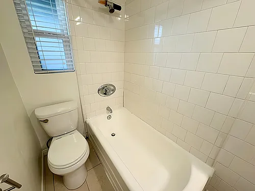 4360 Willowbrook Ave — Photo 13