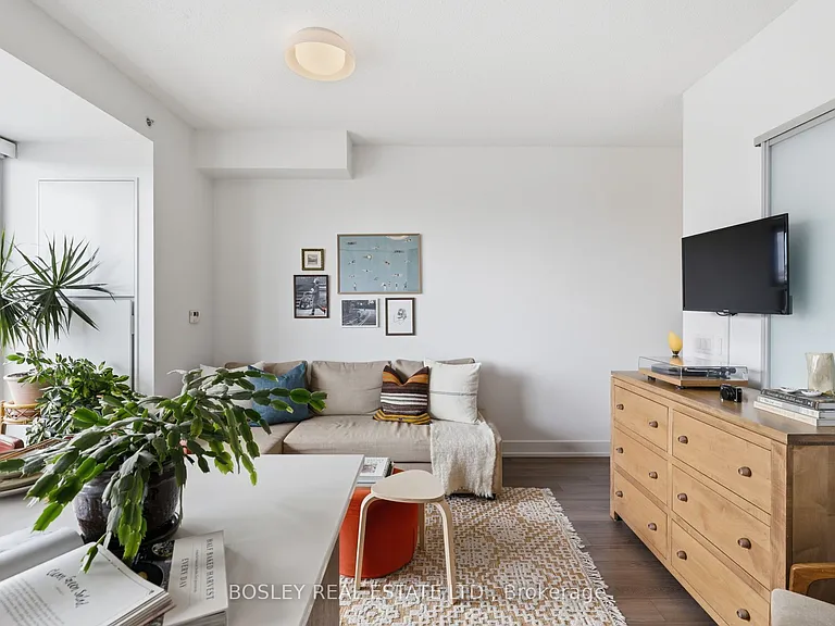 8 Ann St #207 — Photo 9