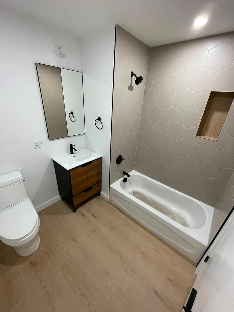 2 bed, $3,150 — Photo 2