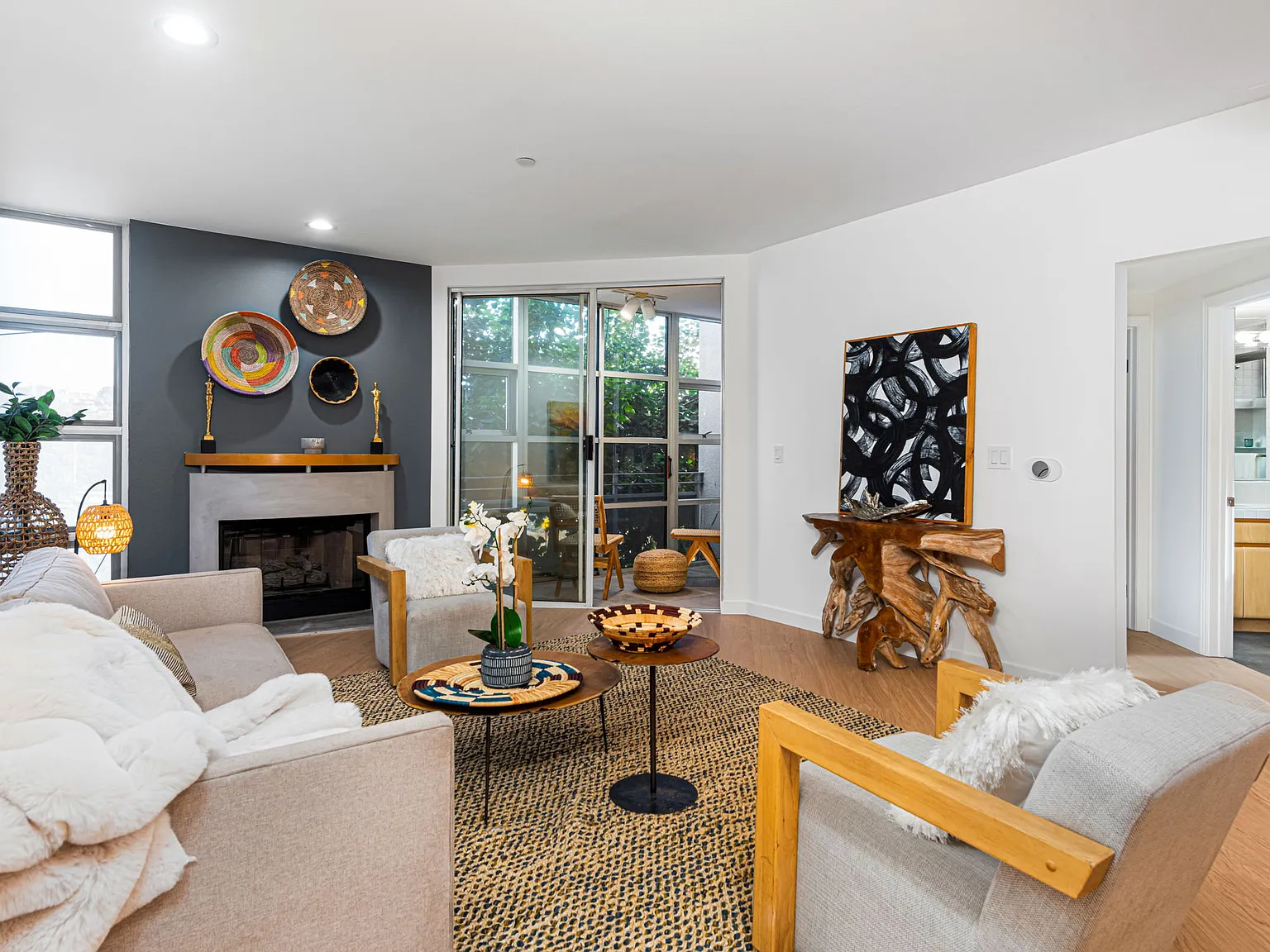 1 bed, 929 sqft, $3,850 — Photo 4
