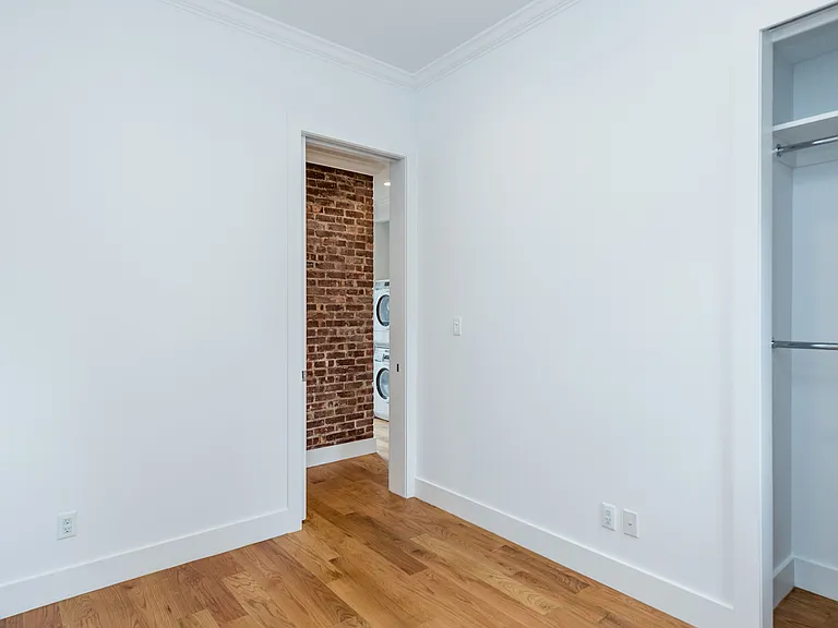 260 Washington Ave #B-1 — Photo 7