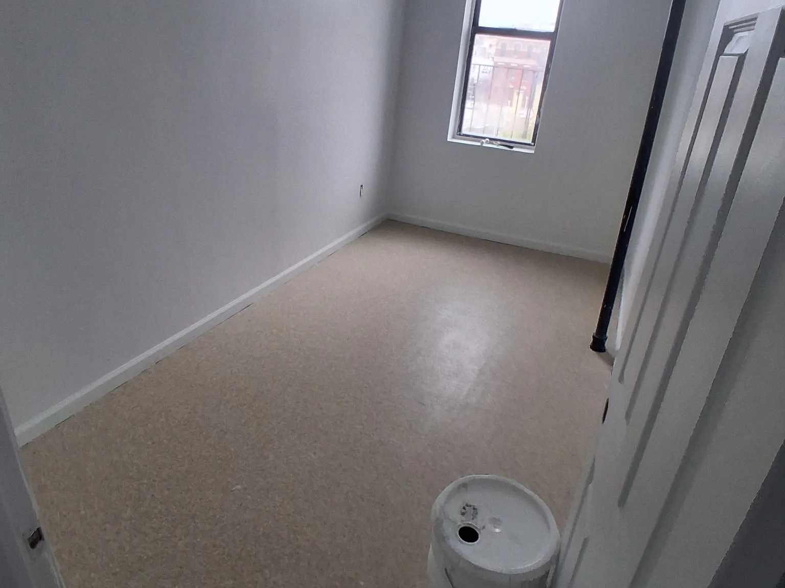 3 bed, $3,500 — Photo 3