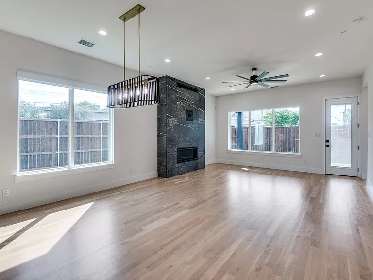2805 Cherrywood Ave — Photo 4