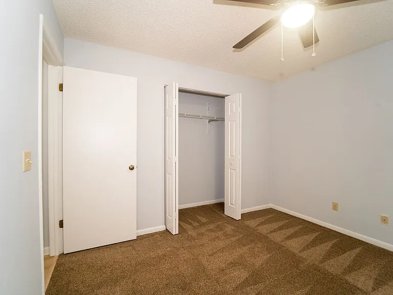 23 Catalonia Ct — Photo 18