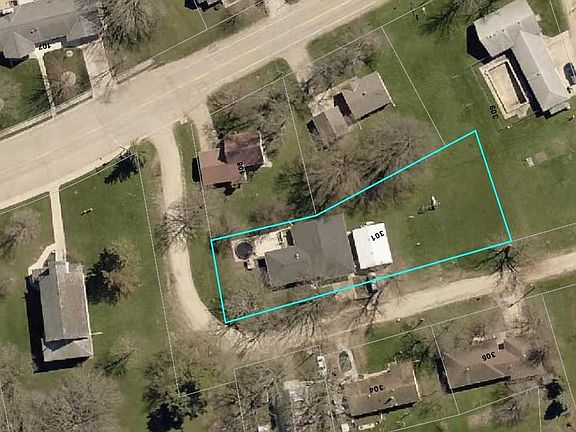 5th image of 301 Miller Dr E