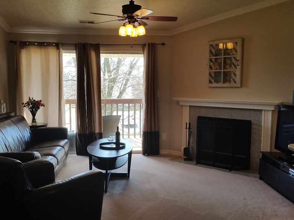 Living Room with balcony