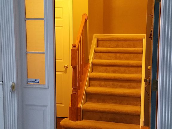 Entrance (1st Level)