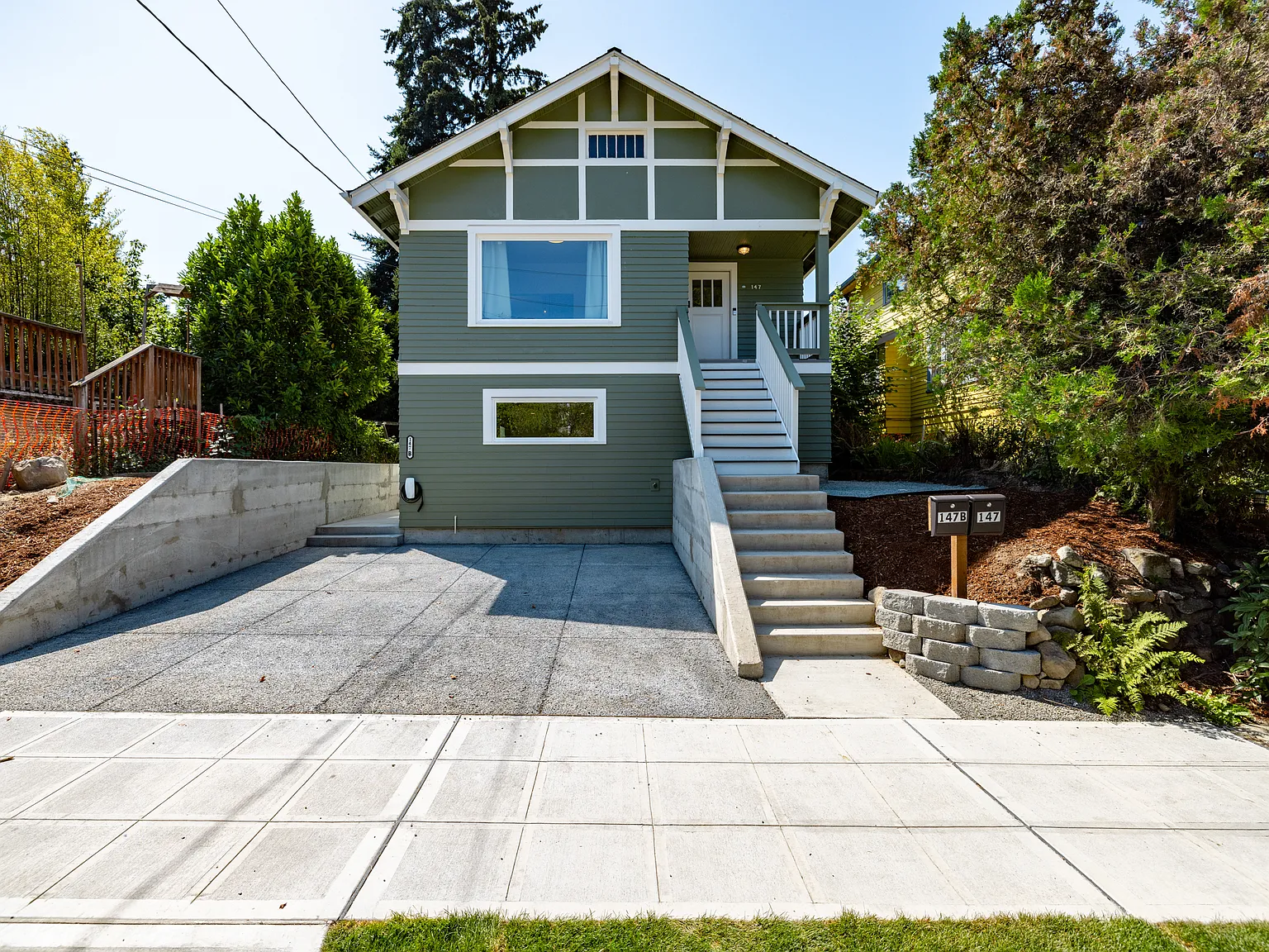 2 bed, 1000 sqft, $3,500 — Photo 1