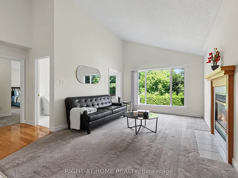 54 Fieldcrest Ave — Photo 7